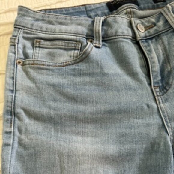 Lucky Brand Low Rise Skinny Lolita Jeans - Picture 9 of 16